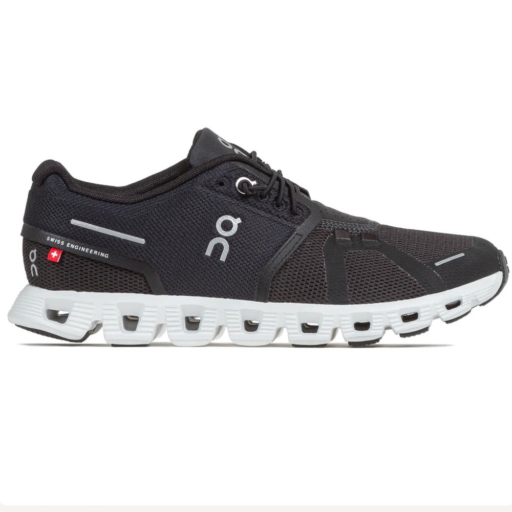 Women's Cloud - Black W8